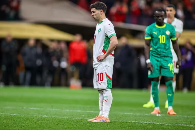 « Manque de respect » : Iliman Ndiaye balance sur la panenka ratée de Brahim Diaz
