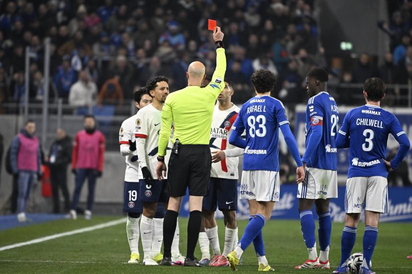 Ligue 1: Hakimi suspendu pour un match ferme et un avec sursis après son carton rouge à Strasbourg