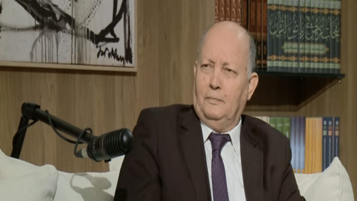 l’ancien ministre des Transports Amar Tou répond aux critiques