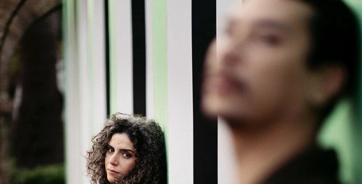 Elle dévoile un titre intime et émotionnel: Sara Moullablad sort « twehechtek »